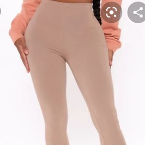 Nude leggings